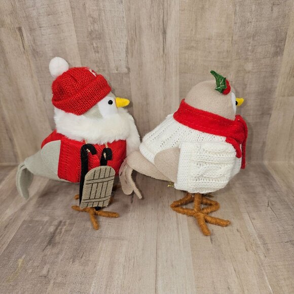 Target Birds 2021 Lyric Nippy Holiday Christmas Snowbirds Wreath Sled - Picture 4 of 5